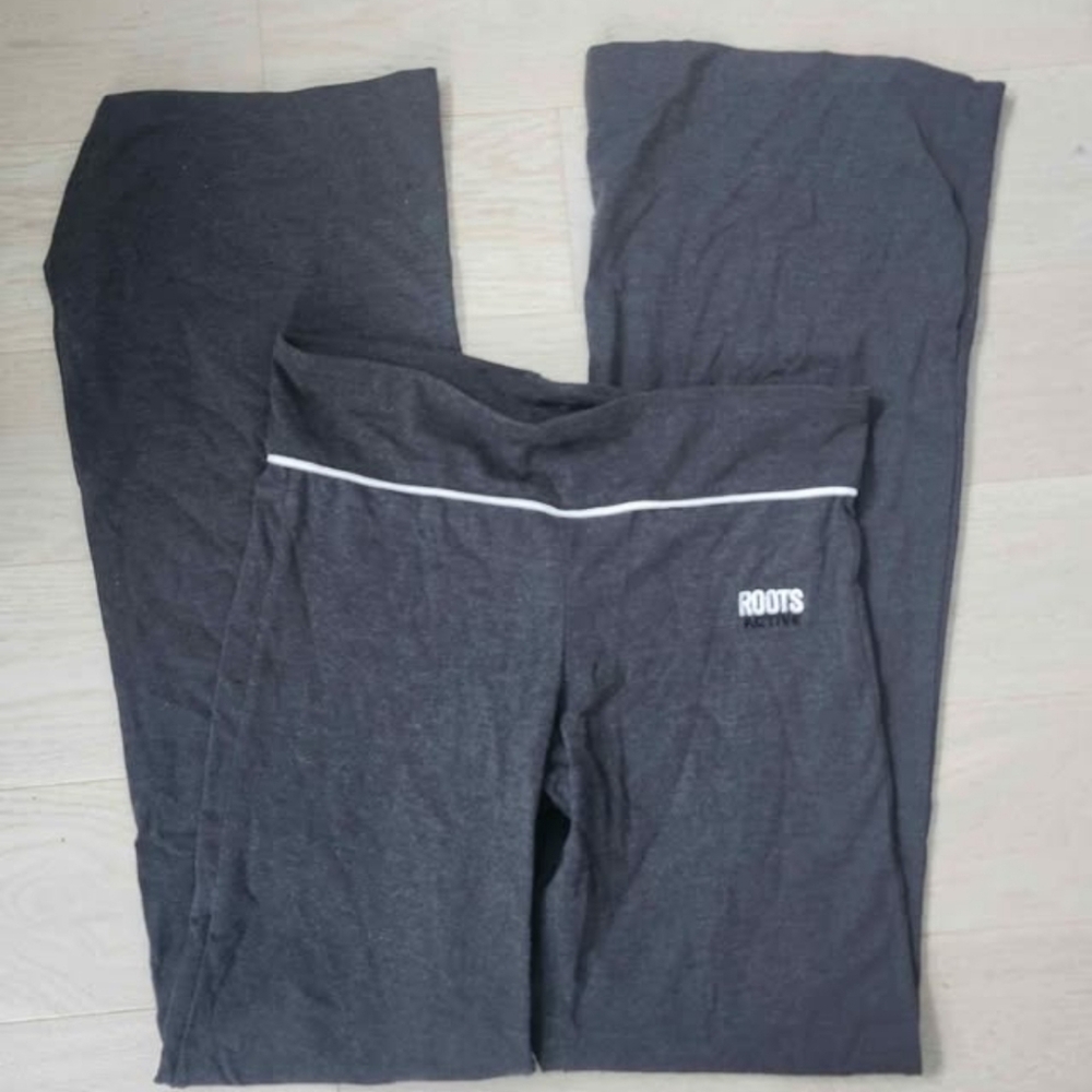 Roots Flared Leg Leggings Medium